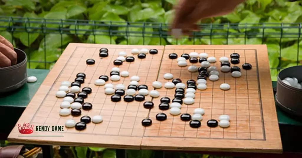 Go, Baduk, and Weiqi  The Variations of the Game